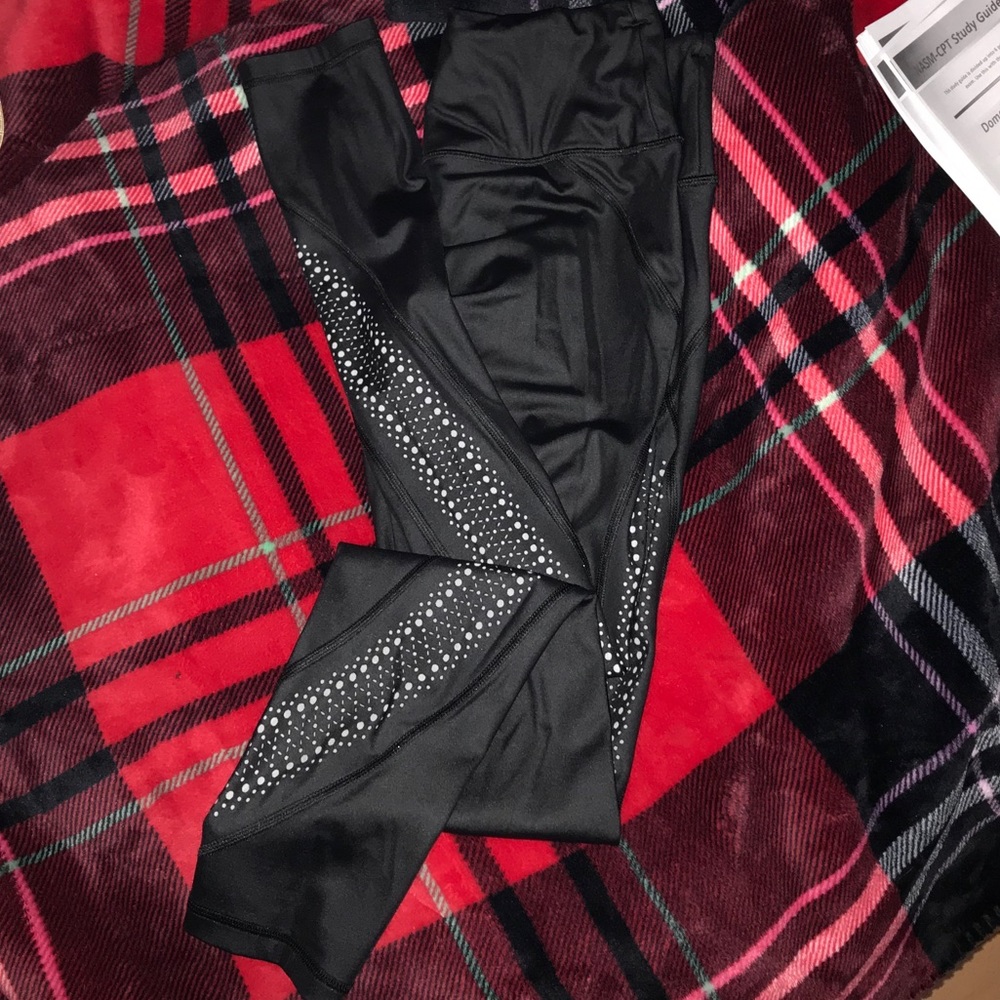 Black wet look leggings